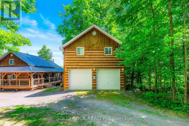 261 LACOURSE LANE Lanark Highlands, Ontario in Houses for Sale in Ottawa - Image 4