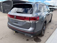 2024 VOLKSWAGEN ATLAS COMFORTLINE AWD * ACCIDENT FREE CARFAX * FEATURES INCLUDE: - Dark Tinted glass... (image 5)