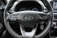Nouvel Arrivage! La Hyundai Kona Essential 2020 est un VUS sous-compact pratique et moderne qui conv... (image 7)