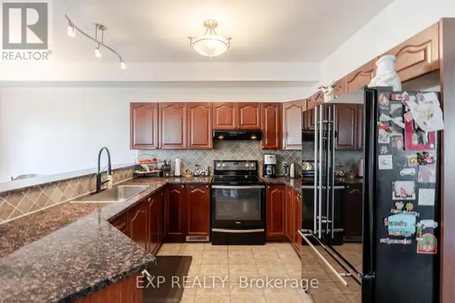 1049 FIELDFAIR WAY Ottawa, Ontario in Houses for Sale in Ottawa - Image 12