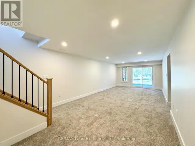 11 NYAH COURT Kincardine, Ontario in Houses for Sale in Owen Sound - Image 16