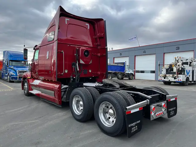 2019 Western Star 5700 in Heavy Trucks in Hamilton - Image 8
