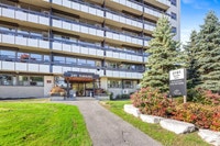 The Greenview has bright, spacious bachelor, 1 bedroom and 2 bedroom units. College Square Shopping... (image 3)
