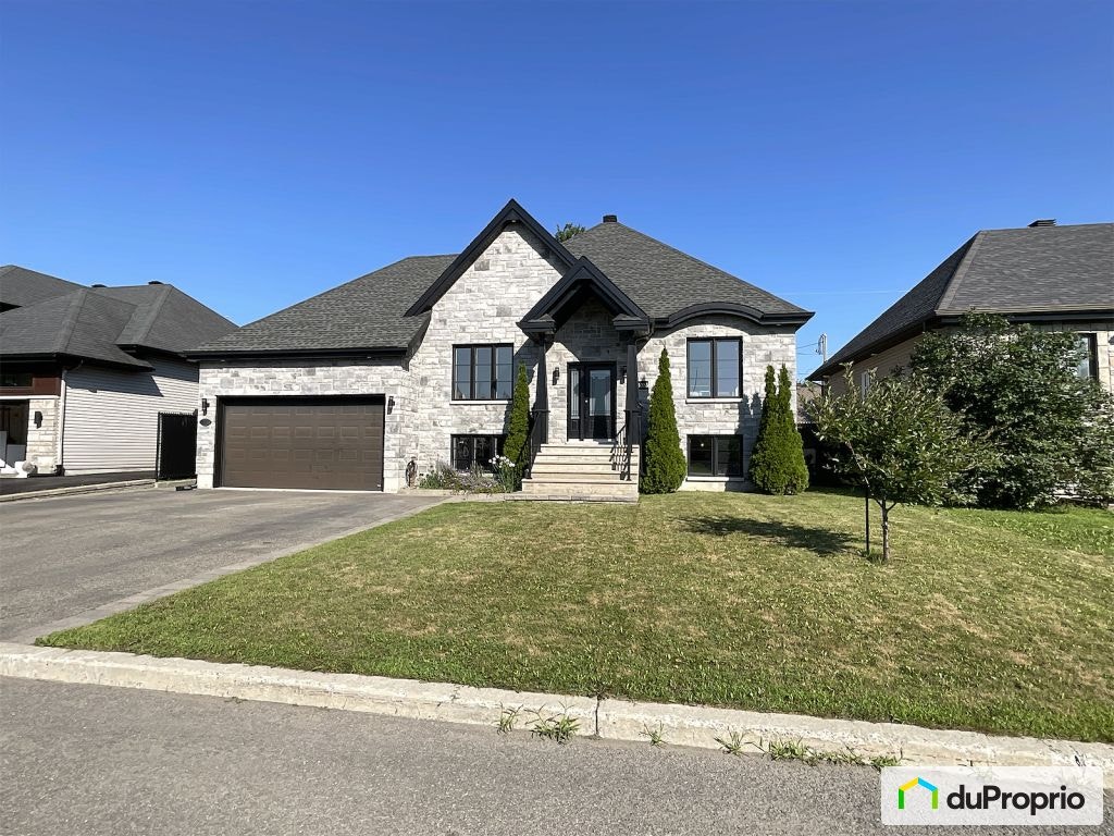 $875,000 - Duplex for sale in Mirabel (St-Janvier) — photo 1