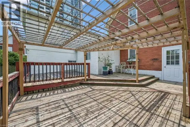 44 WALTER Street Kitchener, Ontario in Houses for Sale in Kitchener / Waterloo - Image 39