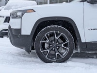 This Jeep Cherokee has a strong Intercooled Turbo Gas/Electric I-4 1.6 L/98 engine powering this Var... (image 8)