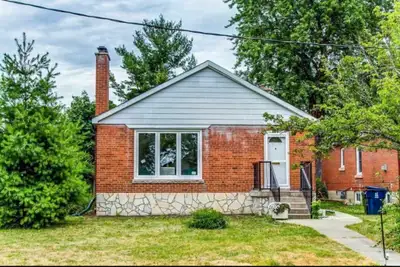 3 Bedroom for Rent Near Kennedy Station
