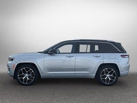 This Jeep Grand Cherokee boasts a Regular Unleaded V-6 3.6 L/220 engine powering this Automatic tran... (image 7)