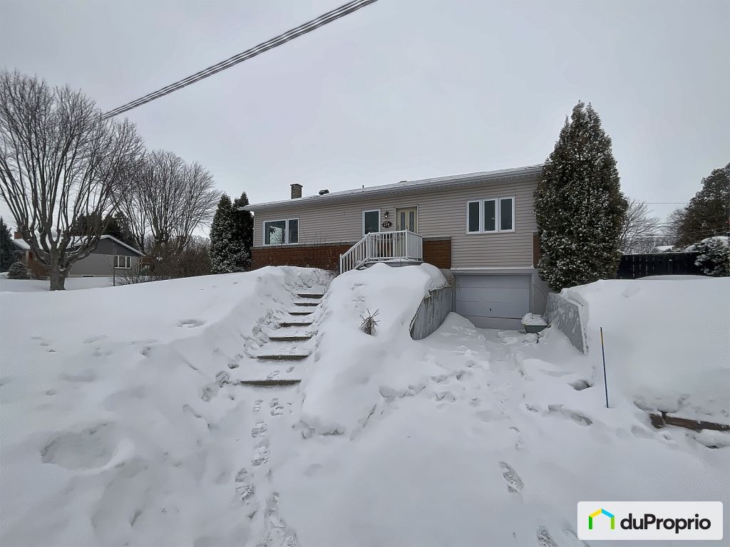 $355,000 - Bungalow in Trois-Rivières (Trois-Rivières-Ouest) — photo 1