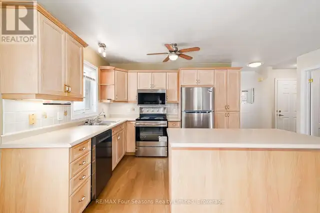 1 - 275 HURON STREET Clearview (Stayner), Ontario in Houses for Sale in Oakville / Halton Region - Image 9