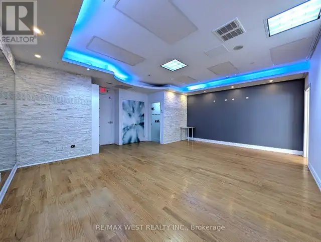 413 KEELE STREET Toronto (Junction Area), Ontario in Commercial & Office Space for Rent in City of Toronto - Image 12