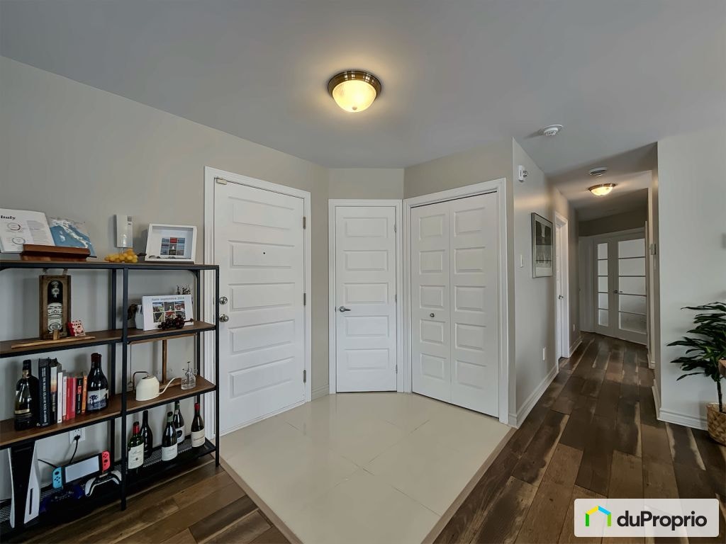 $414,000 - Condominium for sale in Boucherville — photo 2