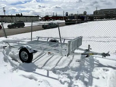 The Marlon RAT-01 is the perfect trailer for hauling up to 2 ATVs or 1 side-by-side, offering versat...