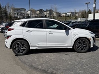 Crowfoot Hyundai, AMVIC Licensed Dealer Mileage: 107,195 km History: No accidents, One Owner Turn he... (image 3)