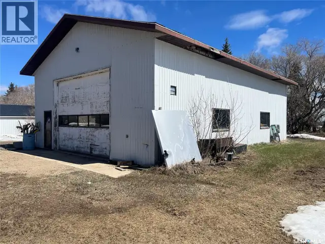 HooDoo Acreage Hoodoo Rm No. 401, Saskatchewan in Houses for Sale in Saskatoon - Image 36