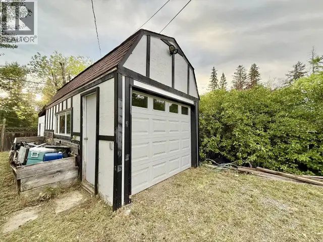 356 BAKER DRIVE Quesnel, British Columbia in Houses for Sale in Quesnel - Image 3