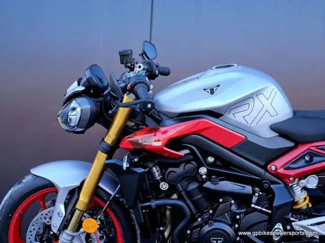 2026 Triumph Street Triple RX in Street, Cruisers & Choppers in Oshawa / Durham Region - Image 25