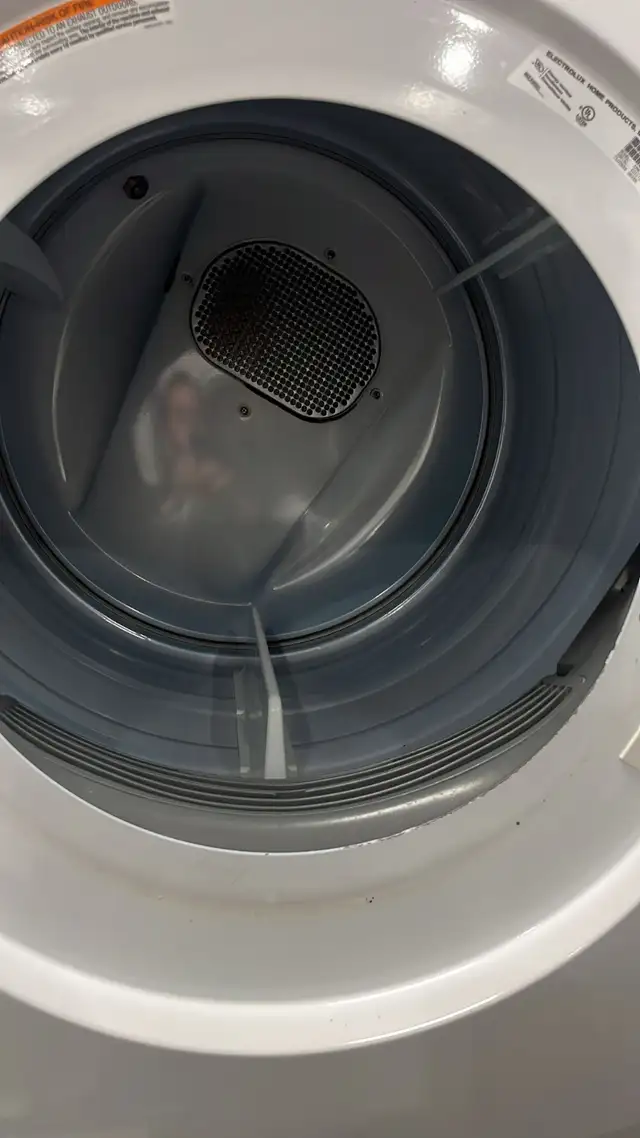 Electrolux Like New 27” Stackable Washer and dryer 30-Day in Washers & Dryers in Kitchener / Waterloo - Image 7