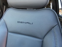 Recent trade in, 2021 GMC Yukon 1500 Denali, 6.2L, 4x4. 7 passenger! Comes with leather heated & ven... (image 3)