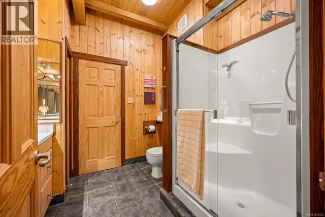825 Austin Dr Cortes Island, British Columbia in Houses for Sale in Campbell River - Image 41