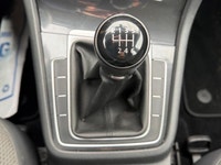 One Owner, 6-Speed Manual, Very Well Looked After Including all Service Records, Comes w/Used Snow T... (image 9)