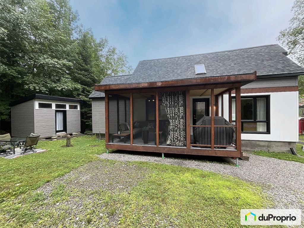 $369,500 - Cottage for sale in St-Hippolyte — photo 3