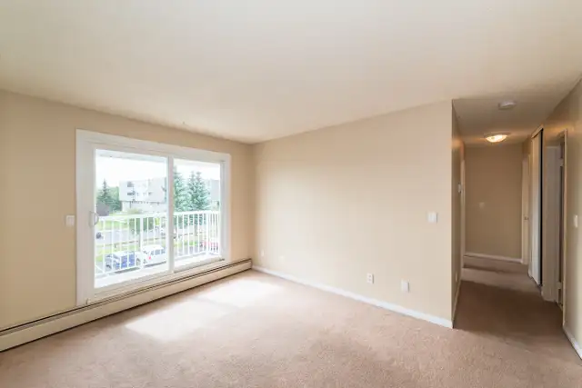 Meadowside Estates - 2 Bedroom Apartment for Rent in Long Term Rentals in Edmonton - Image 9