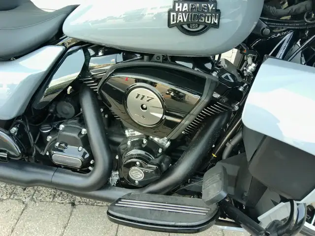 2026 Harley-Davidson Street Glide Limited in Street, Cruisers & Choppers in Oshawa / Durham Region - Image 6