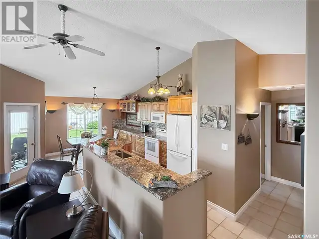 1 2502 Killdeer DRIVE North Battleford, Saskatchewan62864390496257123
