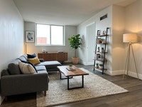295 Dufferin Street is conveniently located minutes away from Liberty Village in Toronto, with hundr... (image 4)
