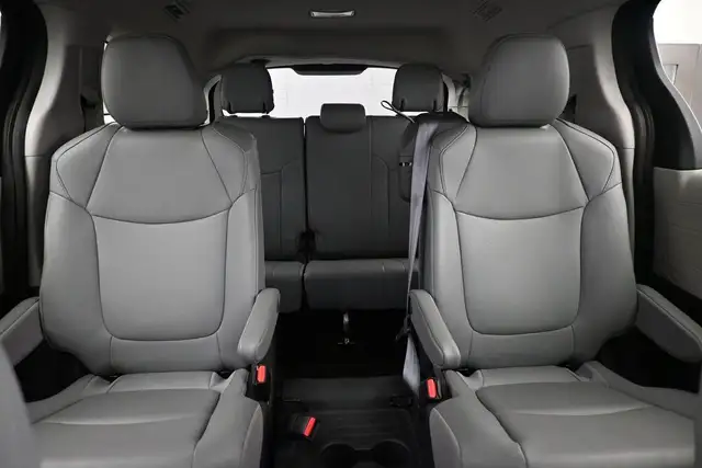 2024 Toyota Sienna XLE in Cars & Trucks in Dartmouth - Image 27
