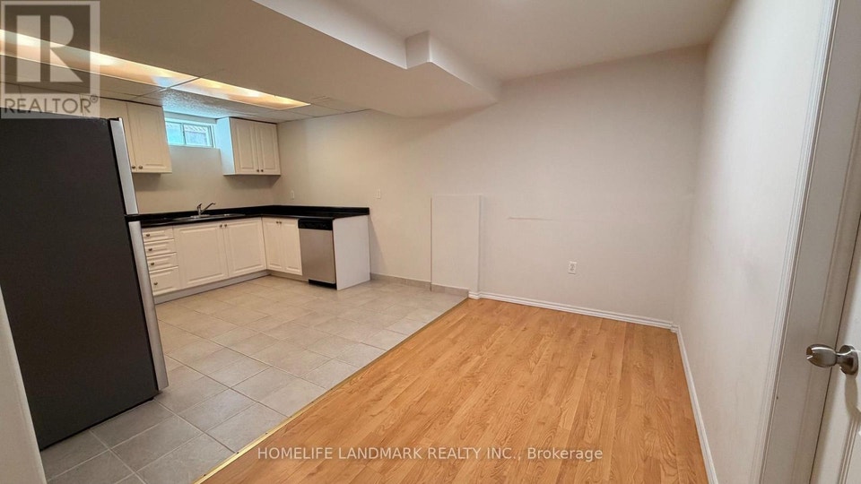 BSMT - 221 HUMBERLAND DRIVE Richmond Hill (Oak Ridges), Ontario 4