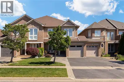 FREEHOLD townhome in the Westoak Trails neighbourhood! This 3 bedroom, 2 full & 2 half bath home has...