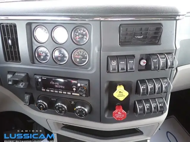 2022 Peterbilt 567 in Heavy Trucks in Longueuil / South Shore - Image 19