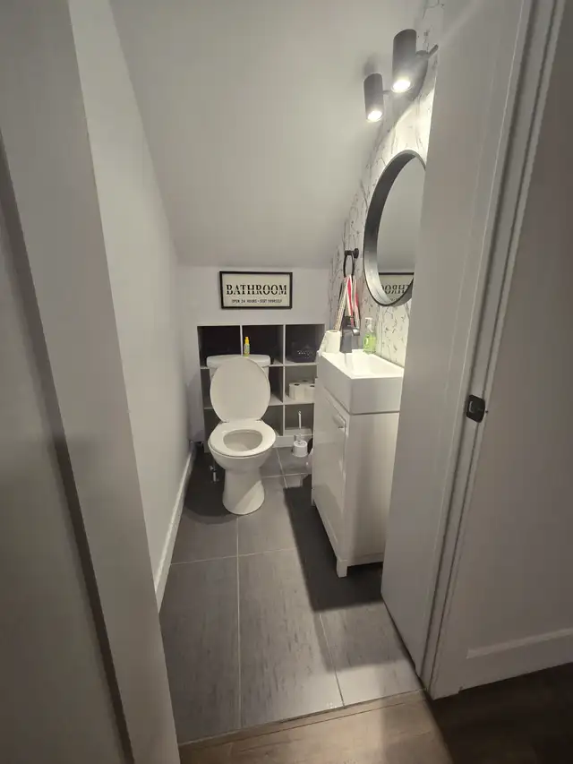Room for rent in Room Rentals & Roommates in City of Halifax - Image 8