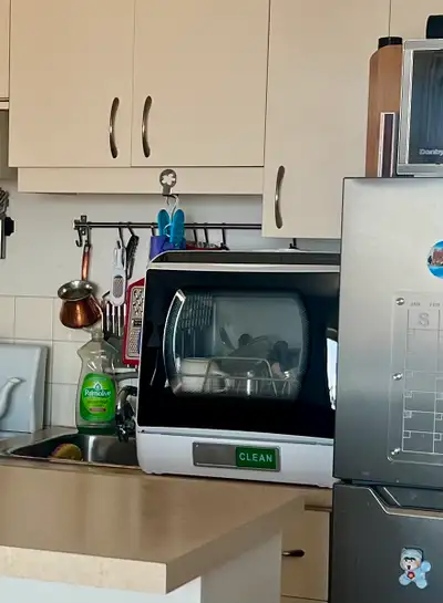 EN: Selling a gently used Airmsen AE-TDQR03 countertop dishwasher in excellent condition. • Used for...