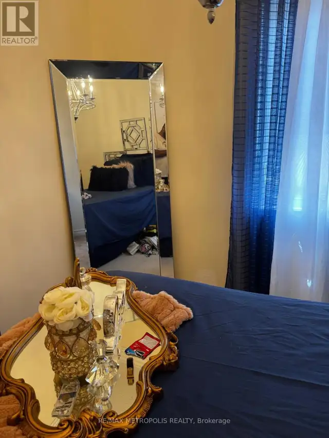 2ND BEDROOM - 2757 WILLIAM JACKSON DRIVE Pickering (Duffin Heigh in Long Term Rentals in Oshawa / Durham Region - Image 5