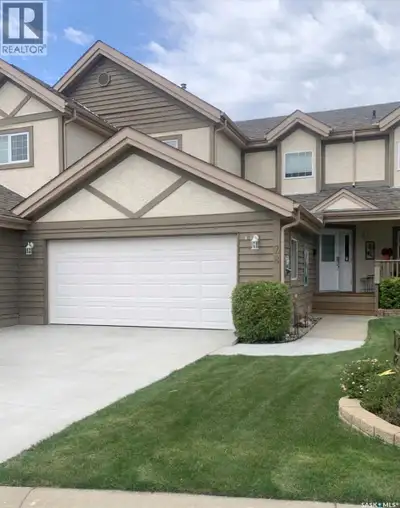 Come join the Elk Ridge community and enjoy the amenities of Elk Ridge Four Season Resort! Move righ...