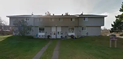 AVAILABLE JULY & SEPTEMBER 2025 Spacious & Freshly Renovated Townhouse in Family Friendly Neighborho...