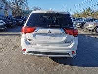 "• Power_Steering • Power_Brakes • Power_Windows • Power_Mirrors • Power_Locks • Keyless_Entry • Air... (image 5)