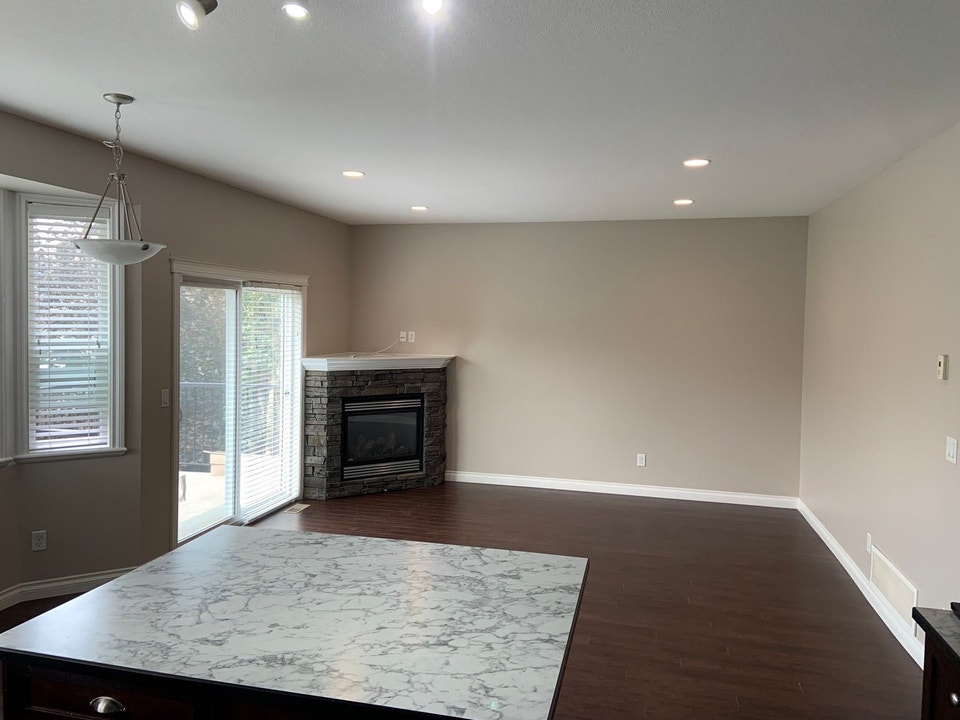 Spacious Family Upper Home 3