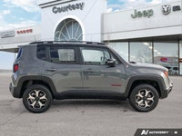 Clean Carfax | One Owner | Like NEW and ULTRA LOW MILEAGE! The 2022 Jeep Renegade Trailhawk in stunn... (image 6)