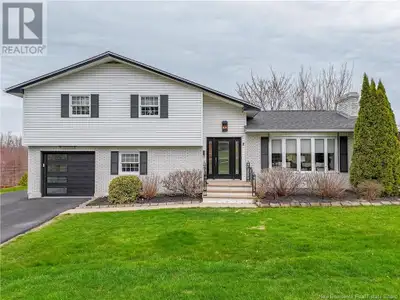 Welcome to this beautifully renovated 3-bedroom, 3-bathroom home, located on a peaceful street in Or...