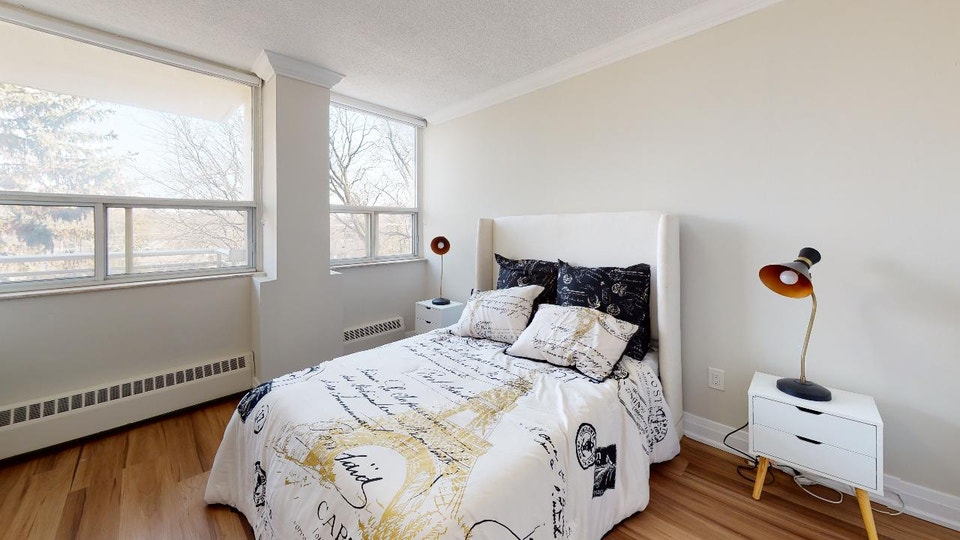 Apartment for Rent at 150 Allan, Trafalgar 3
