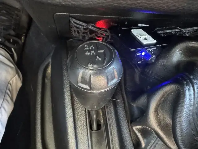 2015 Jeep Wrangler 4WD 2dr Sport in Cars & Trucks in Longueuil / South Shore - Image 24