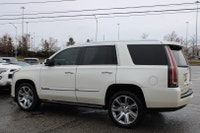 WELL MAINTAINED Adventure for 8 Starts Here 2015 CADILLAC ESCALDE 4x4 Tough, spacious, and built to... (image 4)
