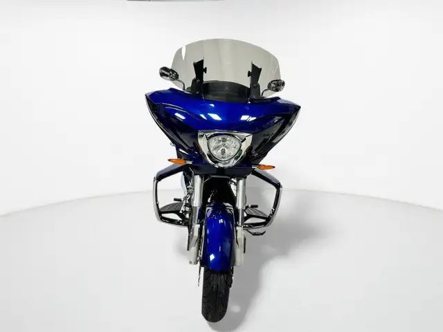 2011 Victory Motorcycles Cross Country **MATCHING TOUR PACK** ** in Sport Touring in Markham / York Region - Image 6