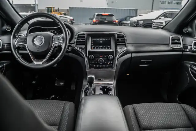 2020 Jeep Grand Cherokee Laredo * V6 * Jamais accidenté * Toujou in Cars & Trucks in City of Montréal - Image 29