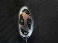 ===== Key Features ===== * 34,628 km * One Owner * No Reported Accidents * Preferred Trim * All-Whee... (image 9)