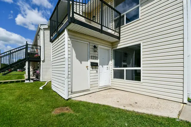 Centennial South - 2 Bedroom Premium Apartment for Rent in Long Term Rentals in Regina - Image 17